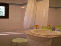Location de particuliers � particuliers Jardin d'Arsac Chambres d'hotes Corr�ze photo 4
