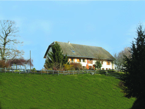 Location de particuliers � particuliers La Tarte Qui Flette, ferme typique entre CHARTREUSE et LAC DU BOURGET  G�te Savoie