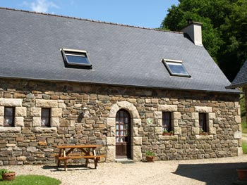 Location de particuliers � particuliers VOS VACANCES AU CALME ENTRE RIVIERE ET FORET G�te Finist�re