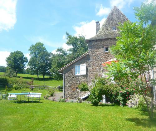 Location de particuliers � particuliers GITE CANTAL AUVERGNE*** LOCATION CAMPAGNE GITE A LA FERME  G�te Cantal