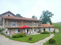 Location de particuliers � particuliers GITE CANTAL AUVERGNE*** LOCATION CAMPAGNE GITE A LA FERME  G�te Cantal photo 2