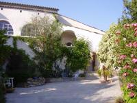 Location de particuliers � particuliers chambres d'hotes Lou Couradou Grospierres Chambres d'hotes Ard�che photo 3