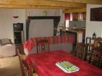 Location de particuliers � particuliers Escapade au  pays des volcans Location saisonni�re Puy de D�me photo 7