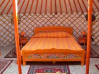 Location de particuliers � particuliers cabanes perch�es roulotte et yourte en Normandie Chambres d'hotes Eure photo 6