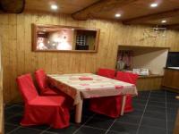 Location de particuliers � particuliers Les volets rouges-G�te en Haute Loire Location saisonni�re Haute loire photo 6