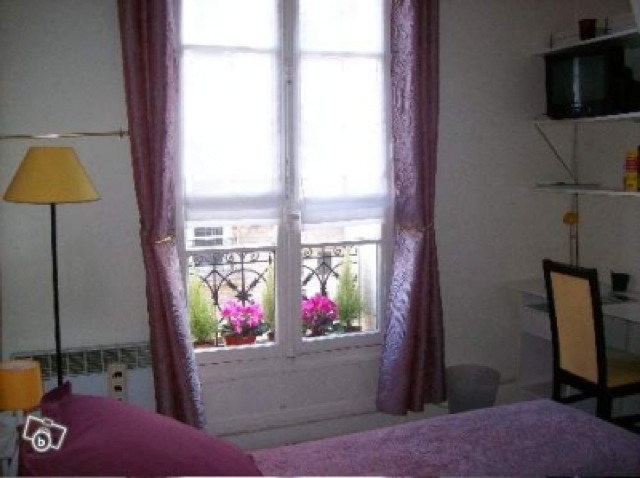 Location de particuliers � particuliers CHAMBRE D'H�TES PARIS MONTMARTRE Chambres d'hotes Paris