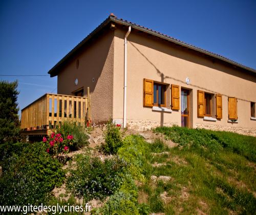 Location de particuliers � particuliers Gite des Glycines -Monts du Lyonnais- G�te Loire