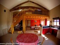 Location de particuliers � particuliers Gite des Glycines -Monts du Lyonnais- G�te Loire photo 2