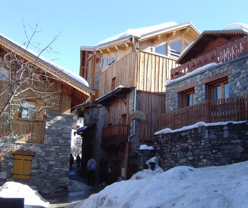 Location de particuliers � particuliers La biche des loups chambre d'h�tes au pied des pistes Chambres d'hotes Savoie