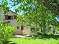 Location de particuliers � particuliers G�te du Mont Gery 15 pers avec 6 chambres en plein coeur de la r�gion des lacs G�te Jura photo 2