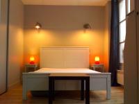 Location de particuliers � particuliers Le petit appart standing en hyper centre ville Location saisonni�re Yvelines photo 4
