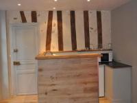 Location de particuliers � particuliers Le petit appart standing en hyper centre ville Location saisonni�re Yvelines photo 5