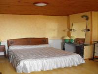 Location de particuliers � particuliers Chambres et table d'h�tes domine la plaine de la Loire et du canal Digoin Roanneet  Chambres d'hotes Sa�ne et Loire photo 3