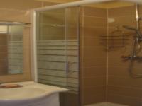 Location de particuliers � particuliers STUDIO CABINE A 1,2 kms de la Mer Location saisonni�re Var photo 6