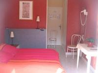 Location de particuliers � particuliers Domaine de la Palle Au c�ur d�un parc clos et arbor�, bord� par la Sioule H�tel Puy de D�me photo 3