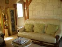 Location de particuliers � particuliers Petite maison tranquille � 1500 m de la mer et du centre ville et 200 m de la foret Location saisonni�re Vend�e photo 4