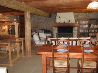 Location de particuliers � particuliers La Fontaine des Thiolles Chambres d'hotes Puy de D�me photo 2