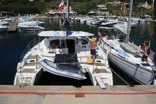 Location de particuliers � particuliers Vacance , s�jour sur voilier catamaran  Location saisonni�re Bouches du rh�ne