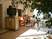 Location de particuliers � particuliers Maison charentaise au calme entre Saintes et Rochefort et � 20 minutes de la mer Chambres d'hotes Charente maritime photo 4