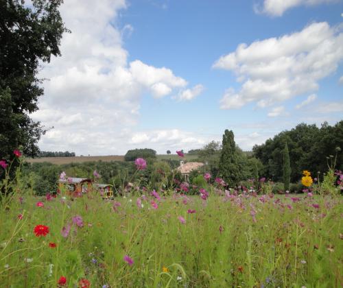 Location de particuliers � particuliers Roulottes gites en vall�e du Lot G�te Lot et Garonne