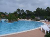 Location de particuliers � particuliers Agr�able chalet, piscine, jeux pour enfants, mini golf, tennis ,animations en �t� Chalet Gironde photo 2