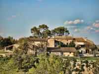 Location g�te, chambres d'hotes Au Mas du Gentilhomme,g&icirc;te spacieux entour&eacute; de 20 ha, avec piscine. dans le d�partement Gard 30