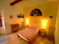 Location de particuliers � particuliers Au Mas du Gentilhomme,g�te spacieux entour� de 20 ha, avec piscine. G�te Gard photo 8