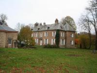 Location de particuliers � particuliers Le Petit Ch�teau vaste parc aux arbres centenaires, petits �tangs  Chambres d'hotes Ardennes photo 3