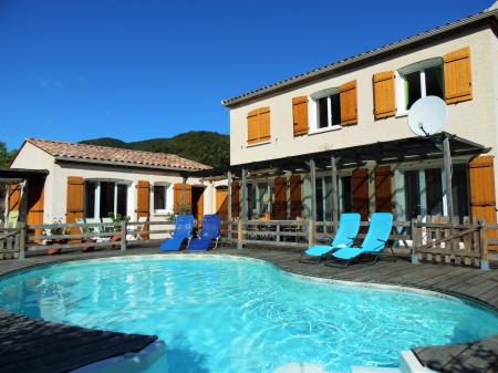 Location de particuliers � particuliers Le Grand Passi� : Un villa de luxe avec piscine dans un milieu sauvage � proximit� des chateaux Cathares  G�te Aude