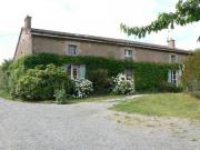 Location de particuliers � particuliers G�te pour 6 personnes � La Vall�e des cerfs, Luchapt (86) G�te Vienne photo 2