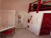 Location de particuliers � particuliers T1 Vieux Port La Rochelle plein centre de La Rochelle, quartier vivant sur Le Vieux Port Location saisonni�re Charente maritime photo 4