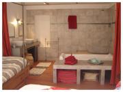Location de particuliers � particuliers Chambres d'hotes de Charmes, piscine et jardin, sur les hauteurs de Marseille Chambres d'hotes Bouches du rh�ne photo 7