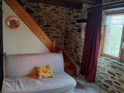 Location de particuliers � particuliers G�te au pied de l'Aubrac avec terrasse et vue sur vall�e du Lot   G�te Aveyron photo 9