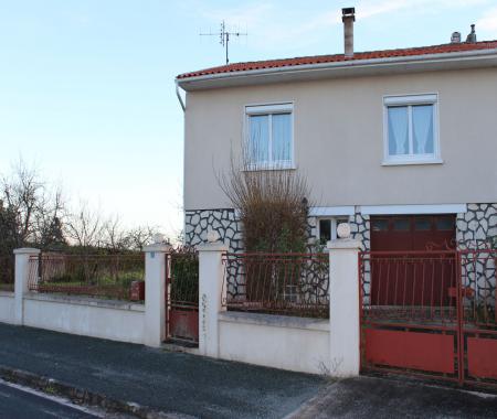 Location de particuliers � particuliers MAISON DE VACANCES � 200 m�tres du bord de Charente Location saisonni�re Charente maritime
