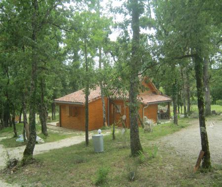 Location de particuliers � particuliers Location chalet champ�tre dans le quercy entre caussade et Lalbenque G�te Lot