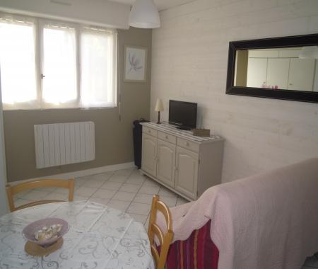 Location de particuliers � particuliers STUDIO � 50 M de la plage Nuit�e 39 � G�te Calvados