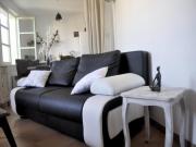 Location de particuliers � particuliers Jolie T2 coeur d'Uz�s avec parking Vue sur la cath�drale Location saisonni�re Gard photo 3