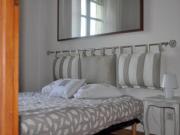 Location de particuliers � particuliers Jolie T2 coeur d'Uz�s avec parking Vue sur la cath�drale Location saisonni�re Gard photo 8