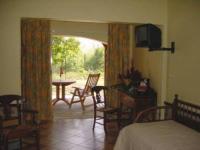 Location de particuliers � particuliers Location Junior Suite � Anse Caritan Sainte Anne , les pieds dans l'eau Location saisonni�re Martinique photo 3