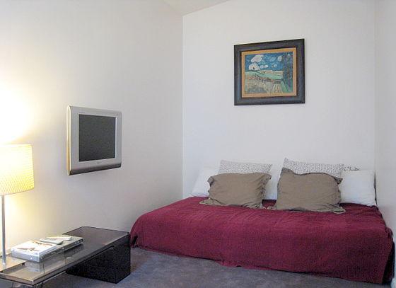 Location de particuliers � particuliers Sudio meubl� Paris 5eme charges comprises proximit� m�tro Luxembourg Chambres d'hotes Paris