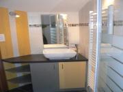 Location de particuliers � particuliers Maisonnette de charme en plein centre ville, � 200 m des trams et des bus G�te Puy de D�me photo 3