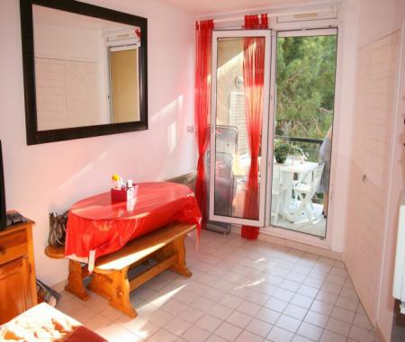 Location de particuliers � particuliers LOCATION LA LONDE LES MAURES au bord de la plage Location saisonni�re Var
