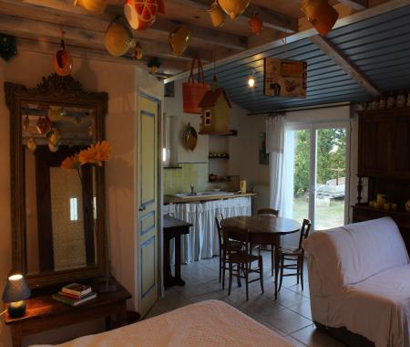 Location de particuliers � particuliers STUDIO EN CAMPAGNE A  RICHERENCHES G�te Vaucluse