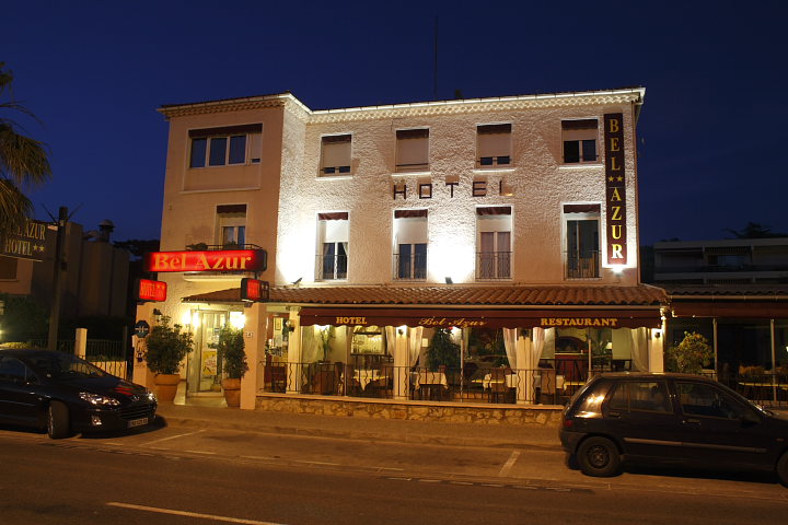 Location de particuliers � particuliers HOTEL DE CHARME SUR LA COTE VAROISE, Face � la plage et promenade de Bonnegr�ce H�tel Var