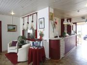 Location de particuliers � particuliers HOTEL DE CHARME SUR LA COTE VAROISE, Face � la plage et promenade de Bonnegr�ce H�tel Var photo 4