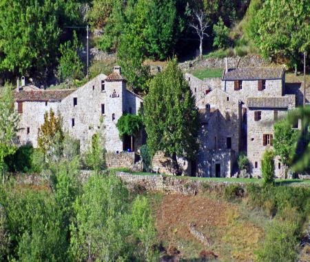 Location de particuliers � particuliers Le Hameau de Cintenat : Hameau de g�tes, Maisons d'h�tes, table d'h�tes Location saisonni�re Ard�che