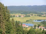 Location de particuliers � particuliers G�te vue d�gag�e sur lac et nature  G�te Jura photo 9