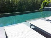 Location de particuliers � particuliers VILLA haut-de-gamme PISCINE et JACUZZI + personnel de maison Location saisonni�re Var photo 3