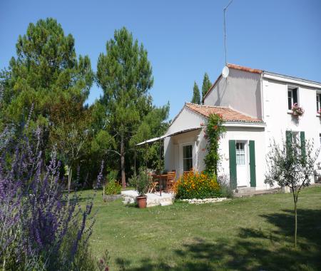 Location de particuliers � particuliers LE BREUIL pour vous ressourcer Chambres d'hotes Deux S�vres