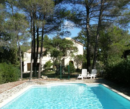 Location de particuliers � particuliers Maison de charme au calme, �H�rault � la sortie de ses gorges Location saisonni�re H�rault